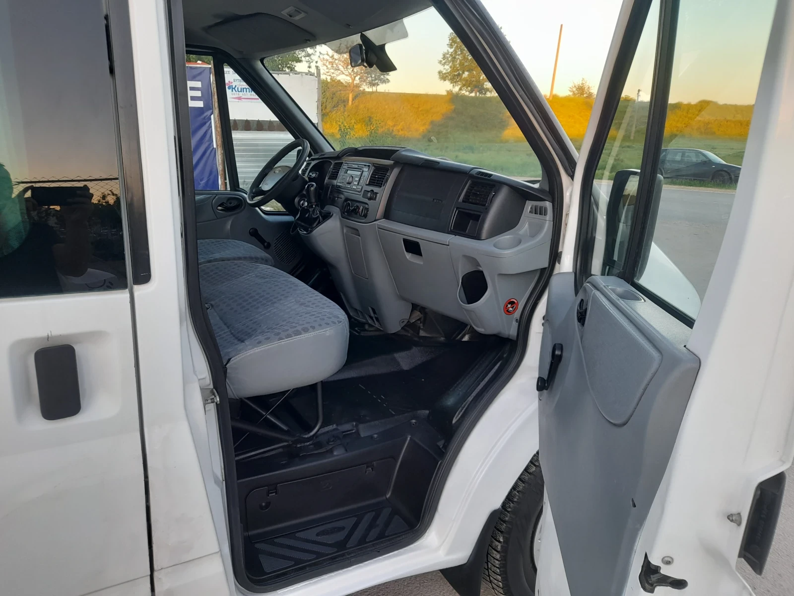 Ford Transit FACELIFTE, снимка 6 - Бусове и автобуси - 54683377