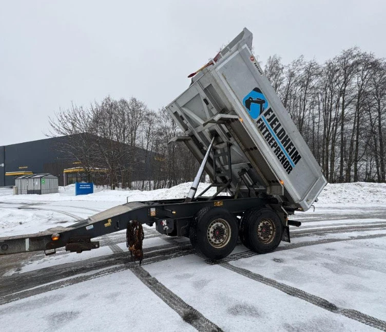 Mercedes-Benz Arocs 8x4 HENGER, снимка 9 - Камиони - 53901947