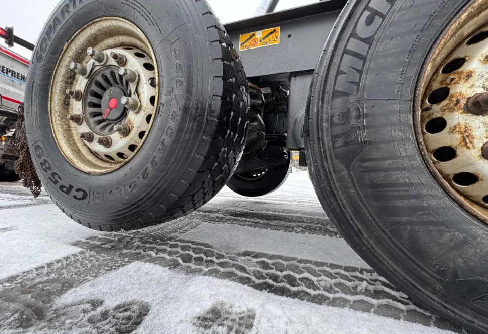 Mercedes-Benz Arocs 8x4 HENGER, снимка 12 - Камиони - 53901947