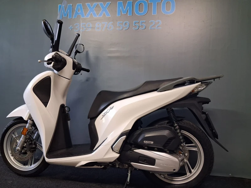 Honda Sh 125i ABS LED KEY LESS, снимка 3 - Мотоциклети и мототехника - 52158887