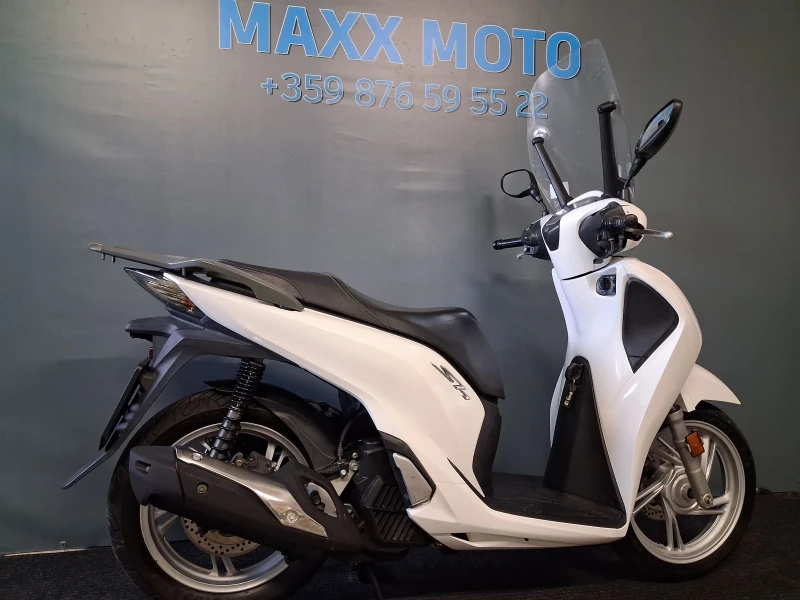 Honda Sh 125i ABS LED KEY LESS, снимка 10 - Мотоциклети и мототехника - 52158887