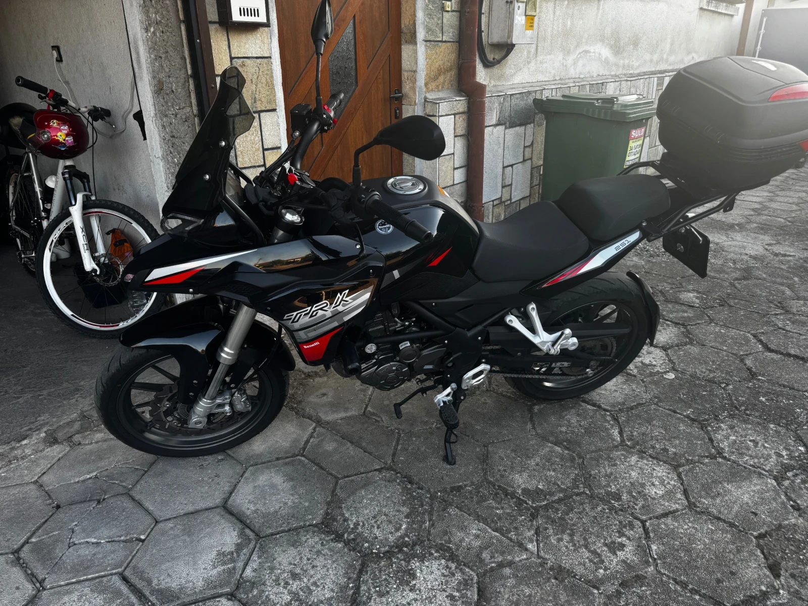Benelli 250