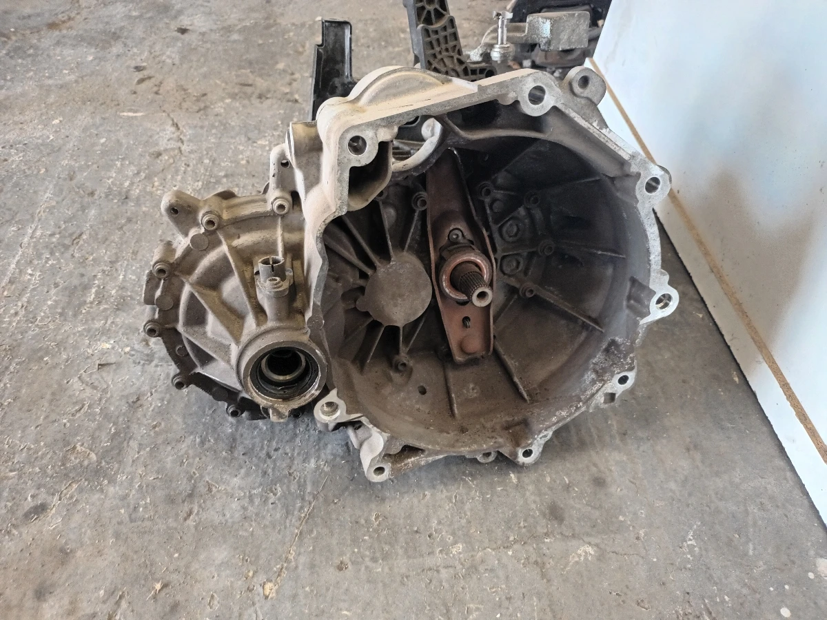     1.0 UDB,QAB,QAC | Mobile.bg   1