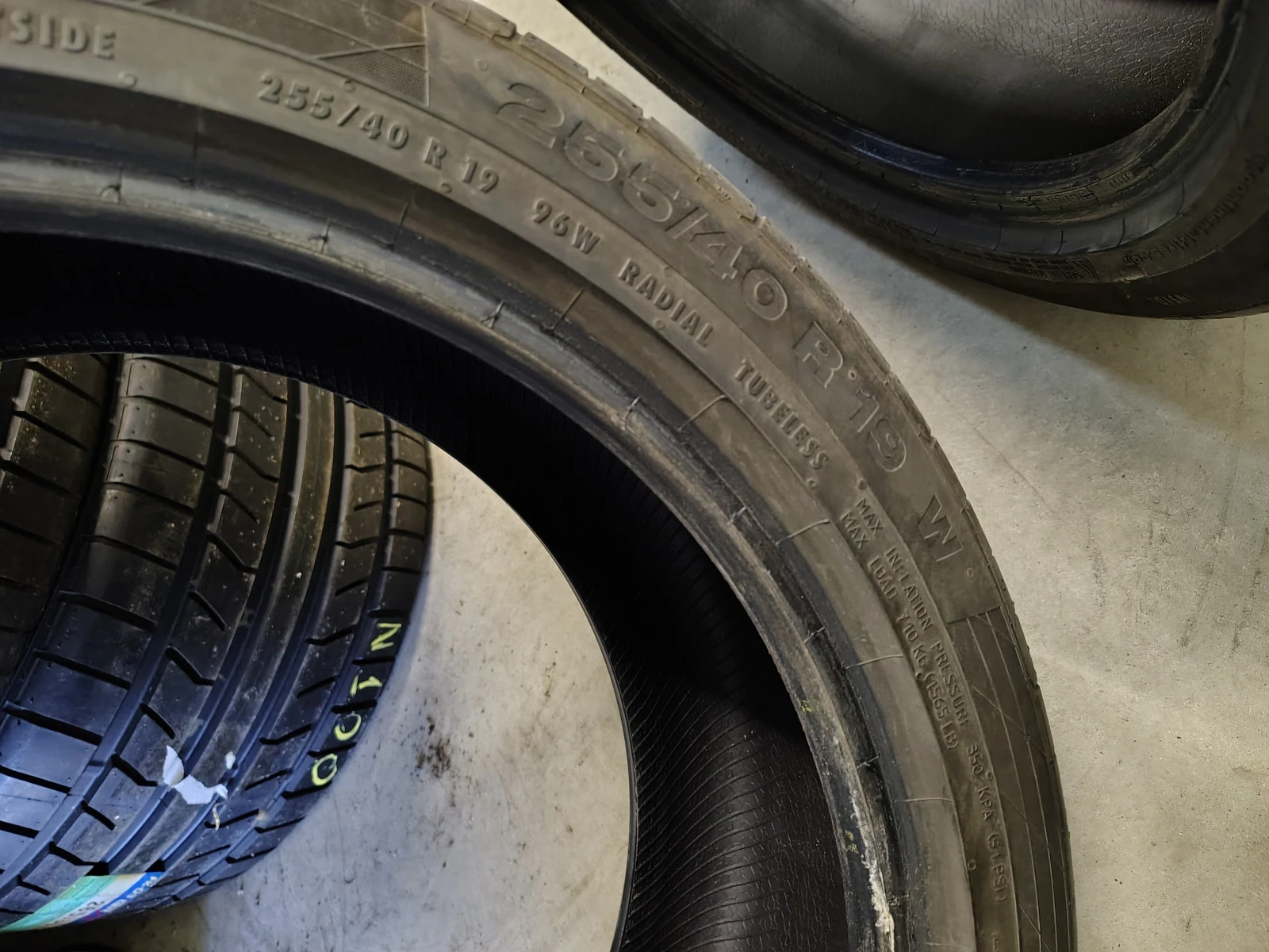  255/40R19 | Mobile.bg   9