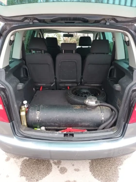 VW Touran 1.6, снимка 4