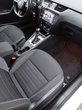 Skoda Octavia 1.5 G-TEC* DISTRONIC* NAV* F1, снимка 11