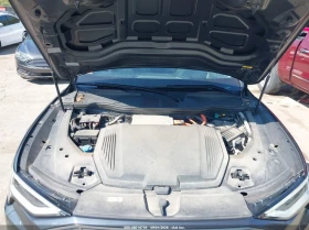 Audi E-Tron Premium Plus, снимка 10