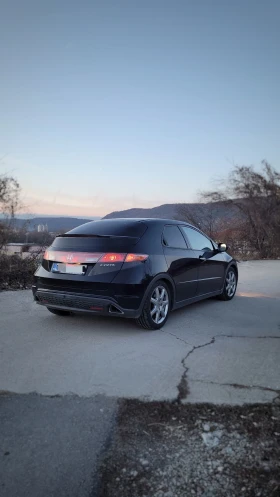 Honda Civic 1.8i 140, снимка 2