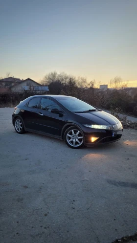 Honda Civic 1.8i 140, снимка 1