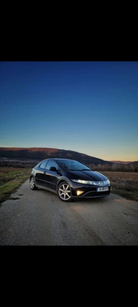 Honda Civic 1.8I 140, снимка 1