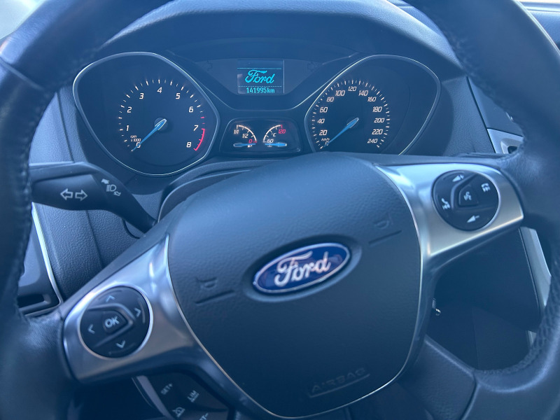 Ford Focus 1.0I, снимка 11 - Автомобили и джипове - 43742741