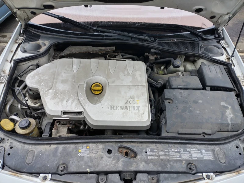 Renault Laguna 2.0, снимка 4 - Автомобили и джипове - 47579945