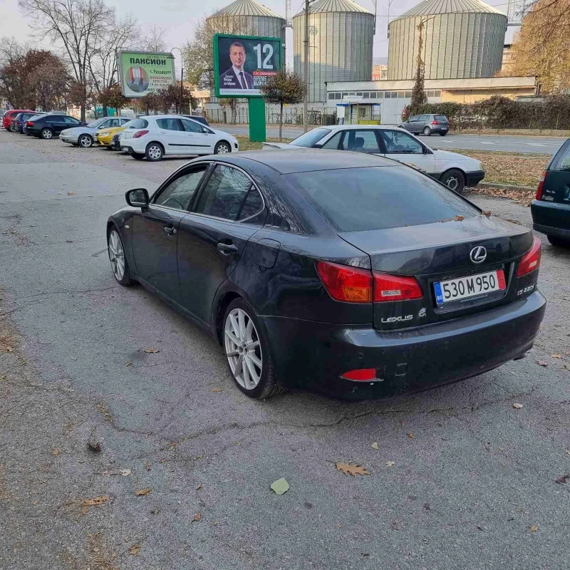 Lexus IS 220d, снимка 3 - Автомобили и джипове - 47904128