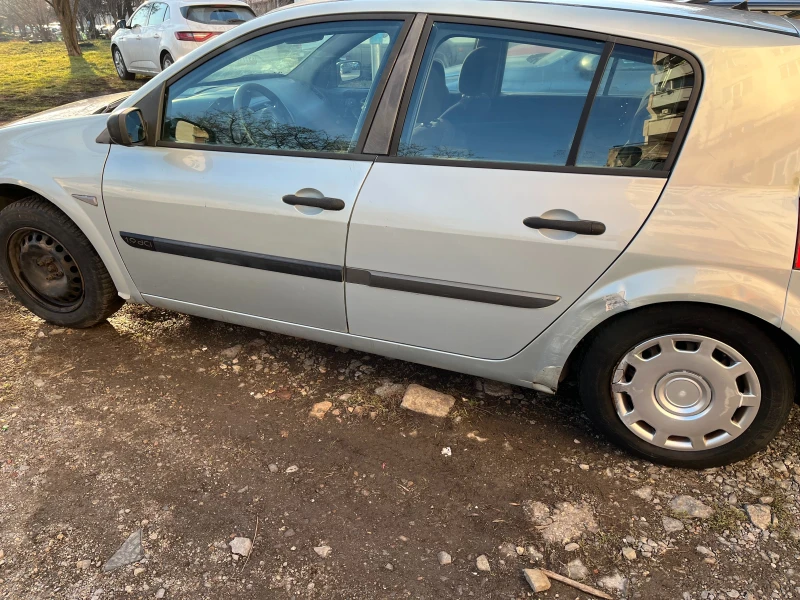 Renault Megane, снимка 4 - Автомобили и джипове - 48577616