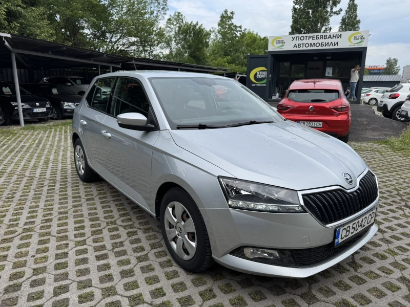 Skoda Fabia MPI , снимка 3 - Автомобили и джипове - 50576483