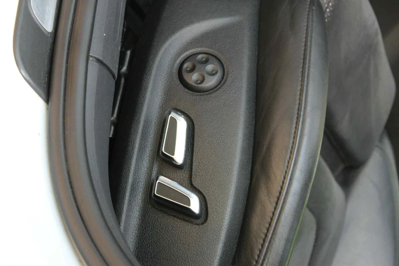 Audi A4  B8.5 quattro, снимка 16 - Автомобили и джипове - 51640726