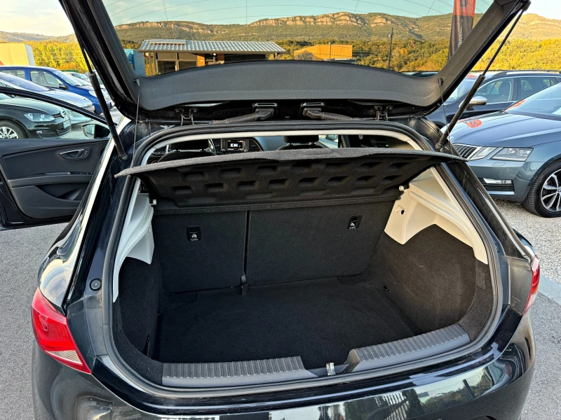 Seat Leon, снимка 16 - Автомобили и джипове - 51831882