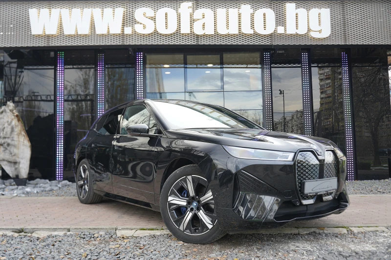 BMW iX 40 xDrive 76.6 kWh Shadow Line, снимка 3 - Автомобили и джипове - 52089356