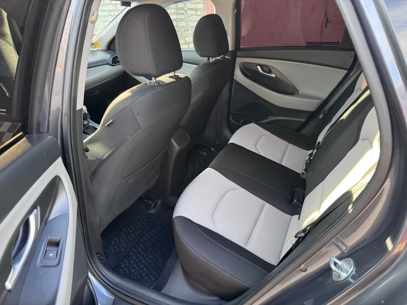 Hyundai I30 1.4 LPG, снимка 9 - Автомобили и джипове - 52906462