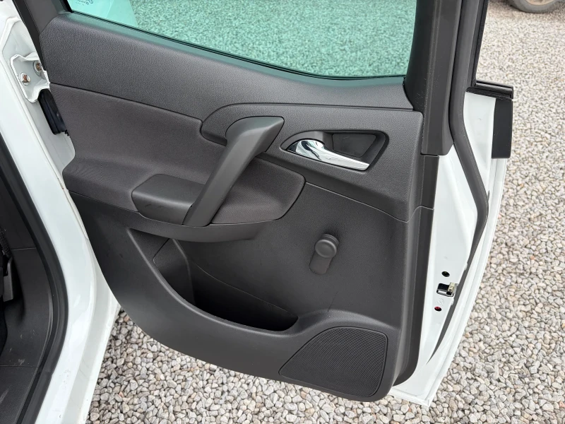 Opel Meriva 1.4i-120k.c. GPL/EURO 5B/ FACELIFT, снимка 13 - Автомобили и джипове - 53259735