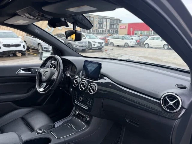 Mercedes-Benz B 250 Sports Tourer AWD Авто Кредит (ЦЕНА ДО БГ), снимка 12 - Автомобили и джипове - 53789059