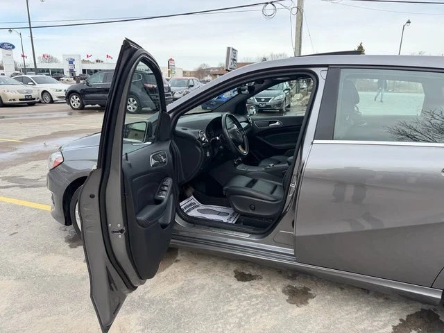 Mercedes-Benz B 250 Sports Tourer AWD Авто Кредит (ЦЕНА ДО БГ) - изображение 4