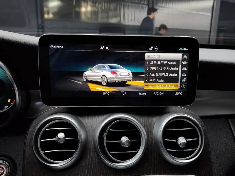 Mercedes-Benz C 220 d, снимка 16 - Автомобили и джипове - 54287260