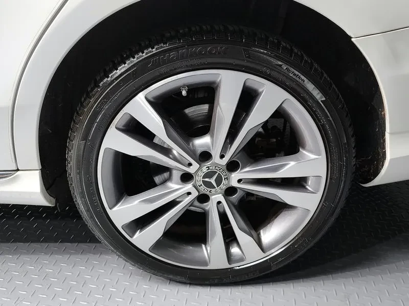 Mercedes-Benz C 220 d, снимка 5 - Автомобили и джипове - 54287260