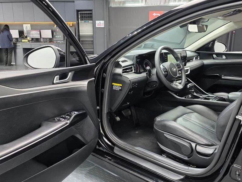 Kia K5 2.0 LPI(Renter car)| 150к.с.| ВКЛ.ТЕХНОТЕСТ, снимка 10 - Автомобили и джипове - 55663911