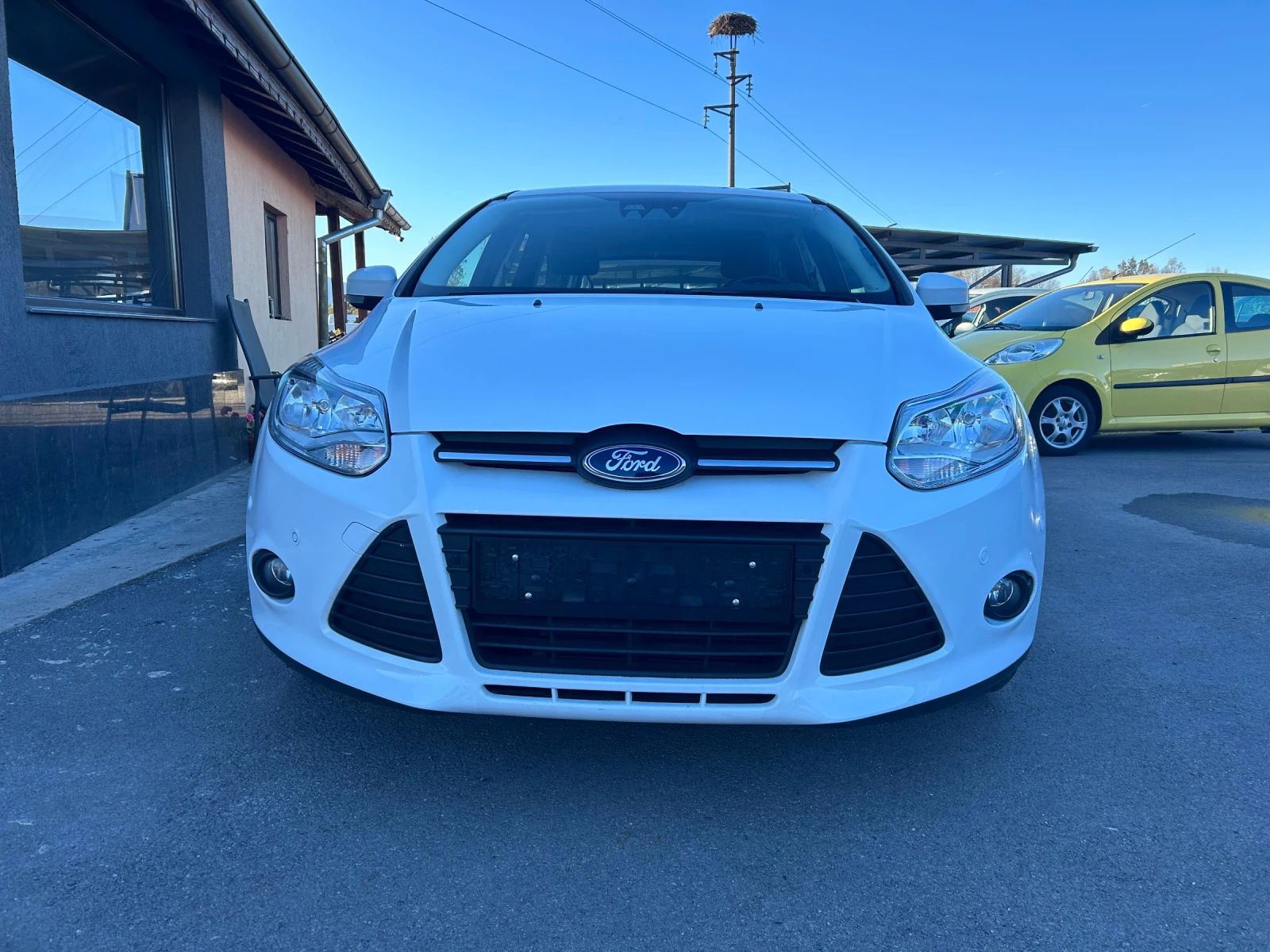 Ford Focus 1.0I - изображение 2