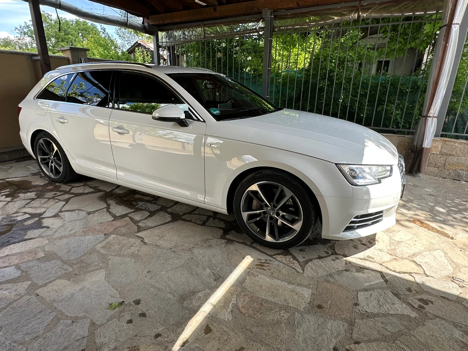 Audi A4  - изображение 4