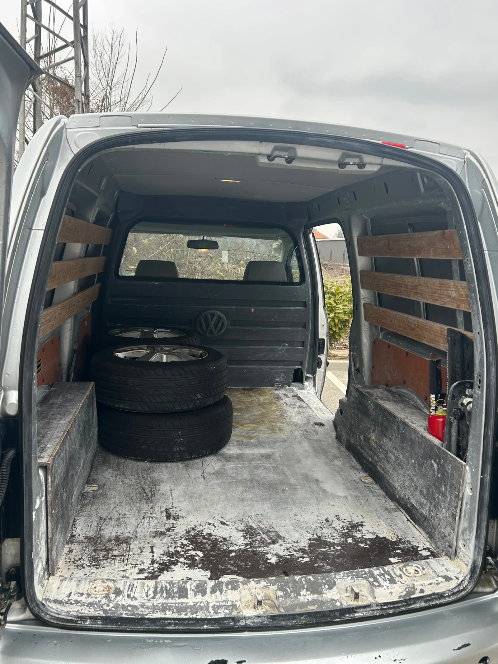 VW Caddy 2.0 TDI MAXI  | Mobile.bg — изображение 11