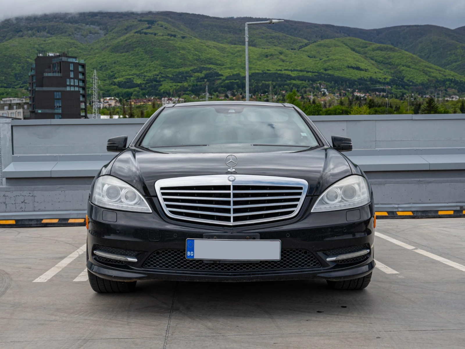 Mercedes-Benz S 550 * PANORAMA * FACE LONG * AMG * АвтоКредит  - изображение 2