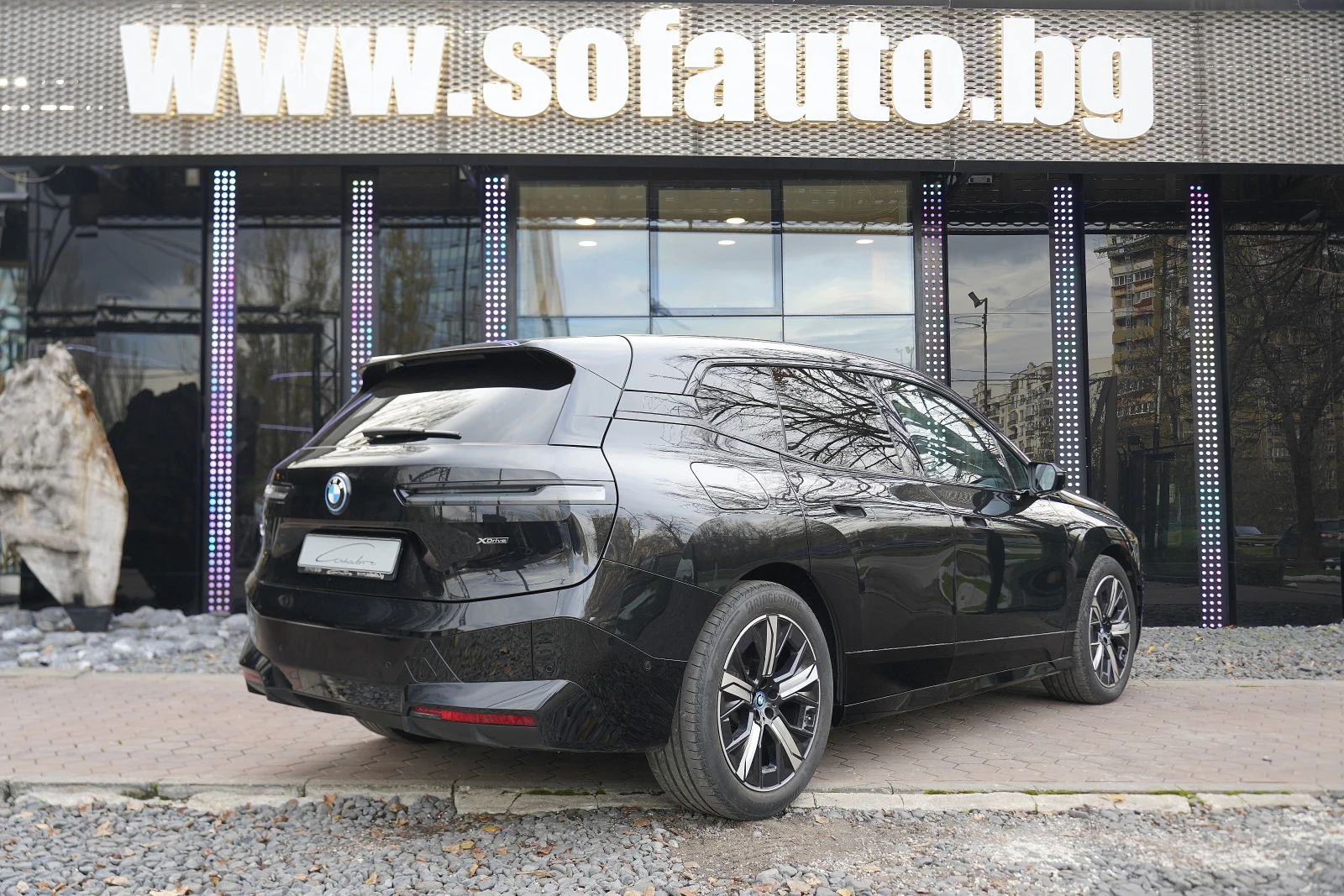 BMW iX 40 xDrive 76.6 kWh Shadow Line | Mobile.bg   6