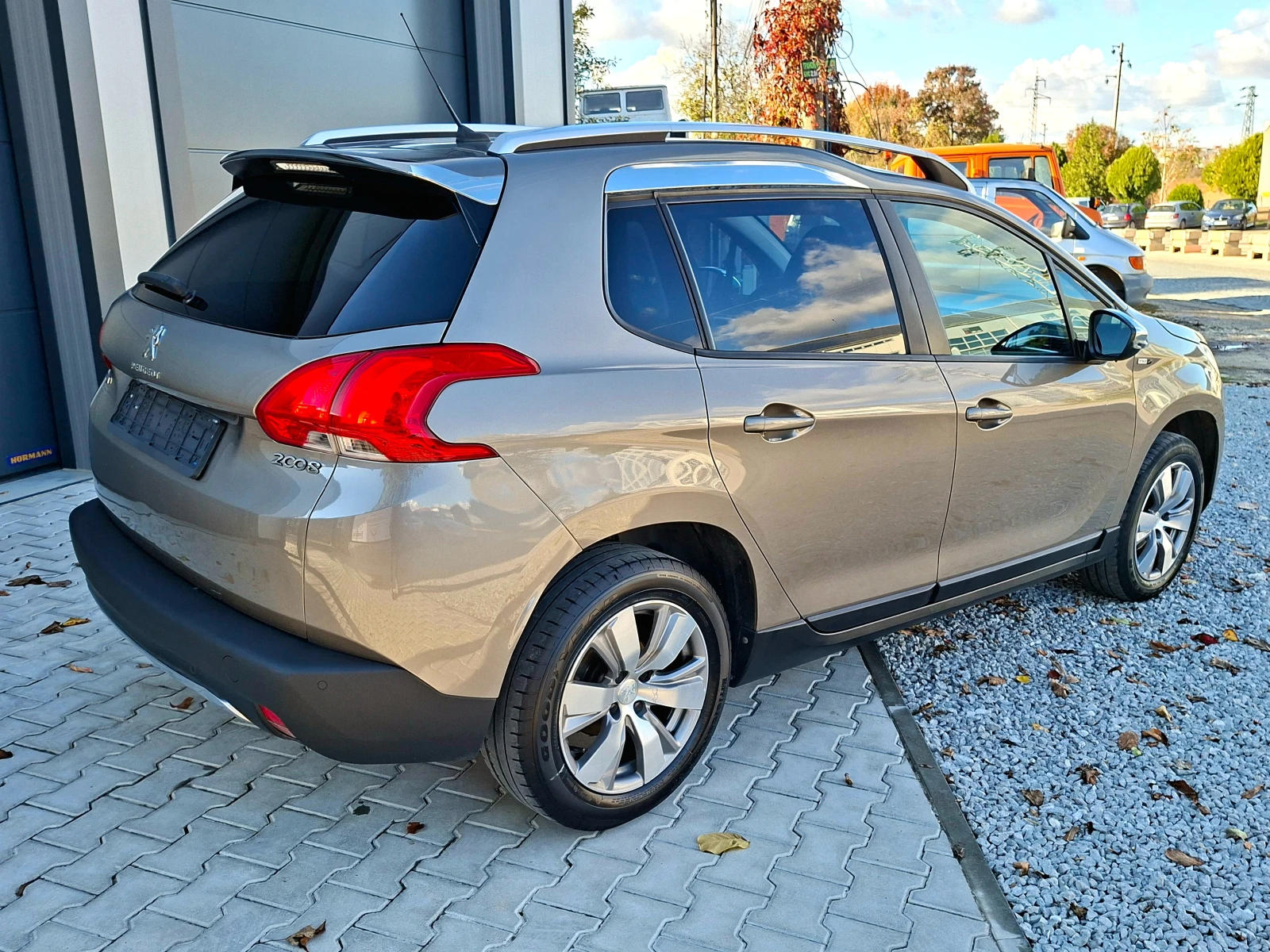 Peugeot 2008 1.6Blue HDI >STYLE EDITION<НАВИГАЦИЯ* LED* - изображение 5