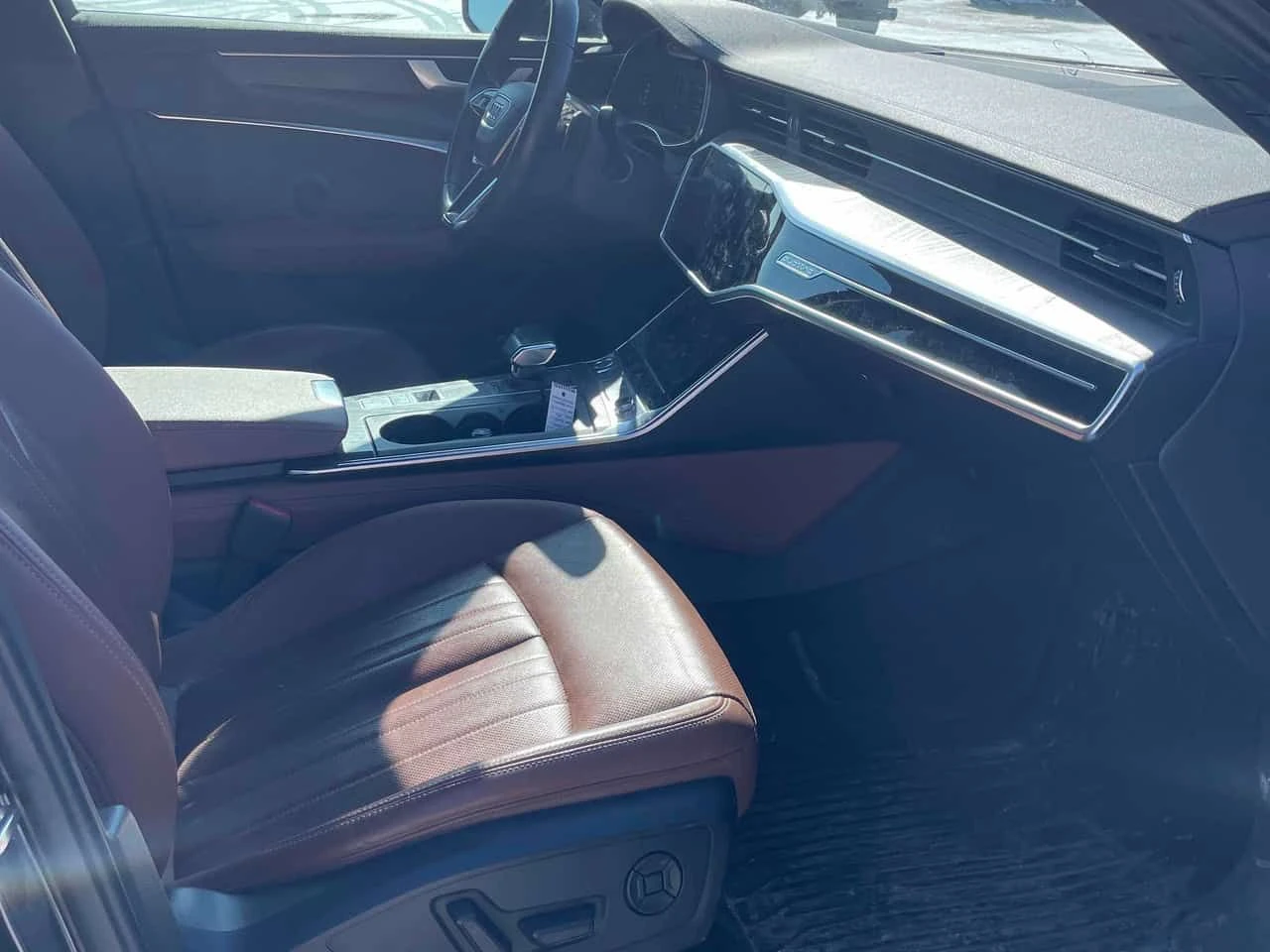 Audi A6 Technik/CARFAX/DIS/360/PANO/ОБДУХВАНЕ, снимка 14 - Автомобили и джипове - 53788530