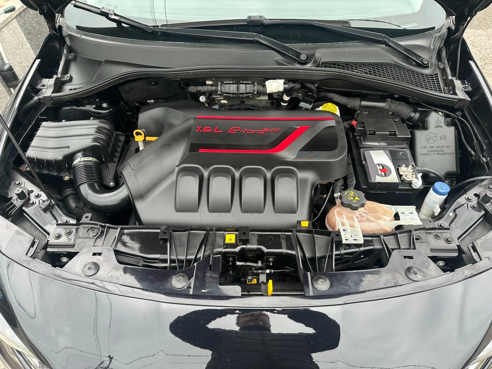 Fiat Tipo 1.6i-LED-НАВИ-КАМЕРА-ДИСТРОНИК-АВТОМАТ-EURO6-2018г, снимка 14 - Автомобили и джипове - 54059816