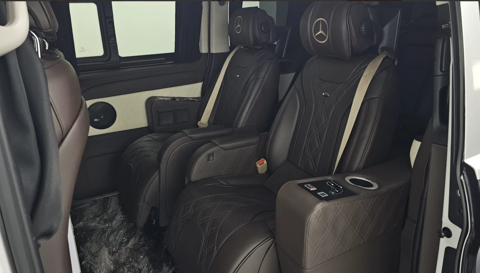 Mercedes-Benz V 300 MAYBACH ПАКЕТ/ОБДУХВАНЕ/МАСАЖ/УНИКАТ!, снимка 12 - Автомобили и джипове - 54126840