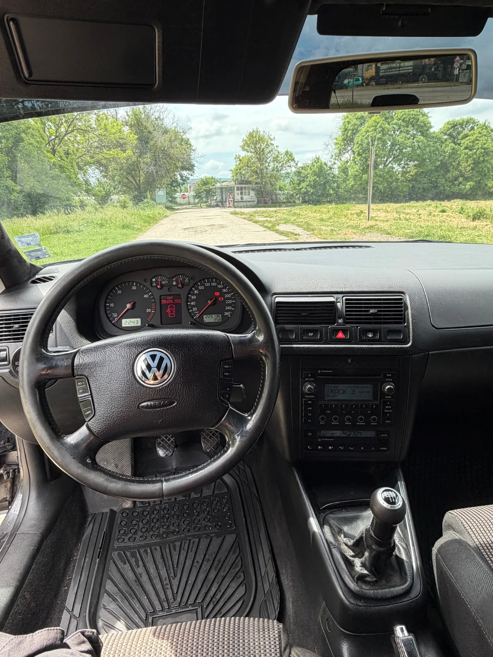 VW Golf 1.9tdi ARL 4x4, снимка 11 - Автомобили и джипове - 54552752
