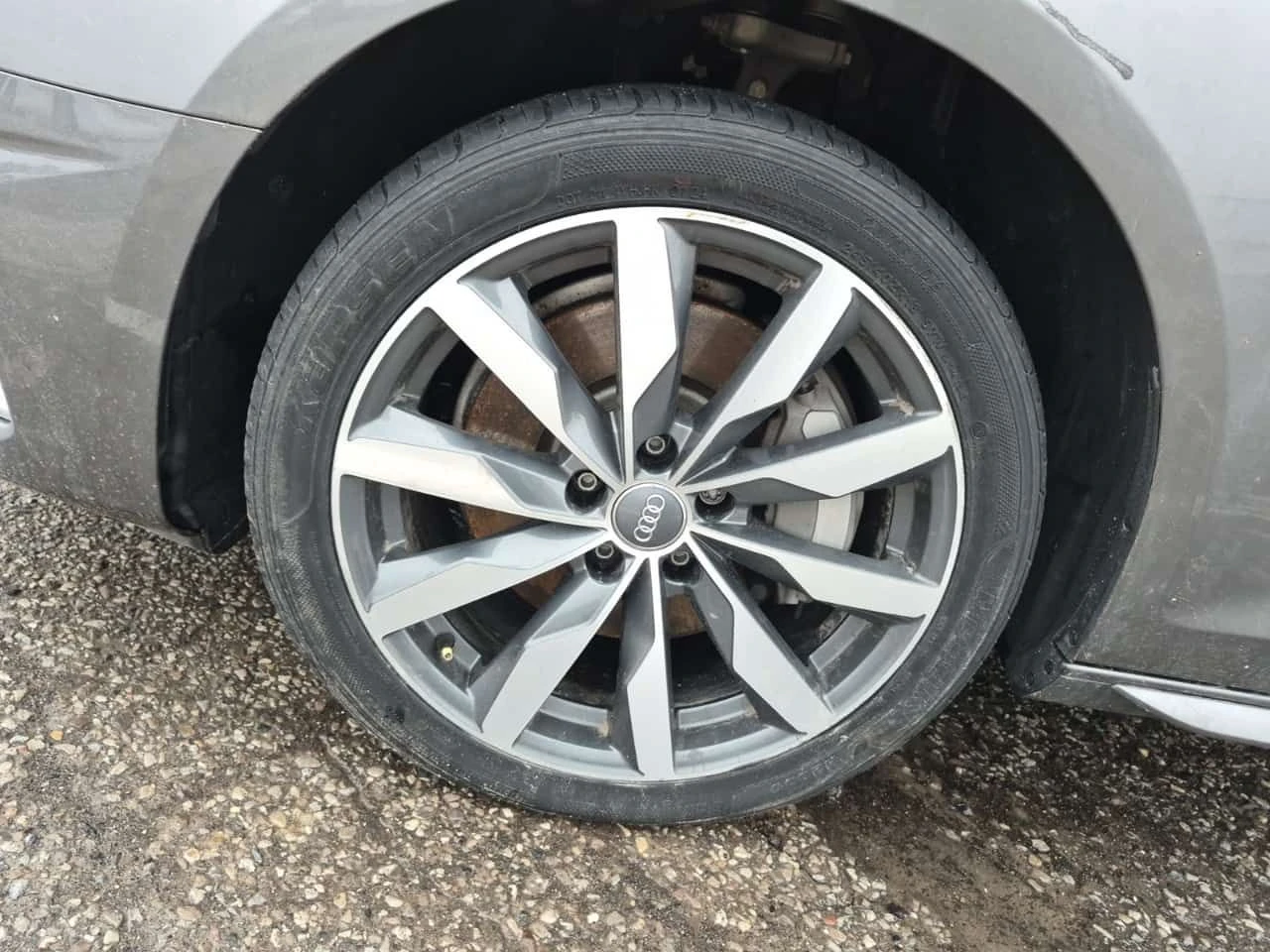 Audi A4 KOMFORT/ПОДГРЕВ/ШИБЕДАХ/CARFAX/ФИНАНСИРАНЕ, снимка 17 - Автомобили и джипове - 54705627