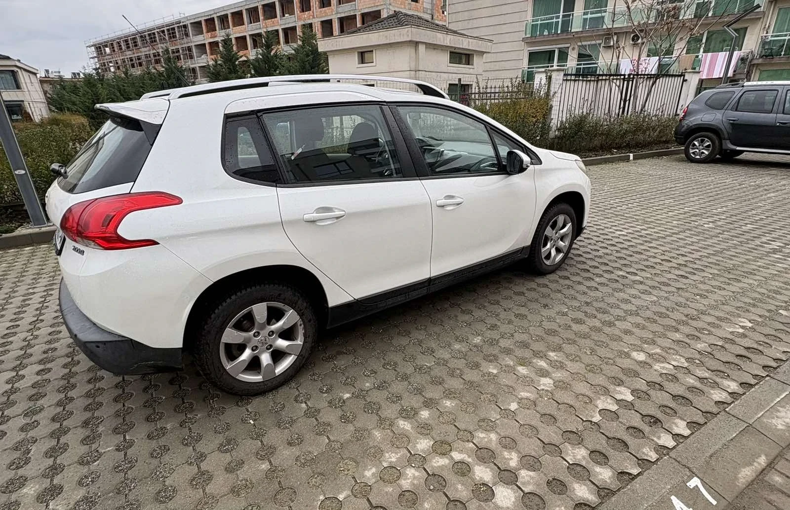 Peugeot 2008, снимка 4 - Автомобили и джипове - 54964670