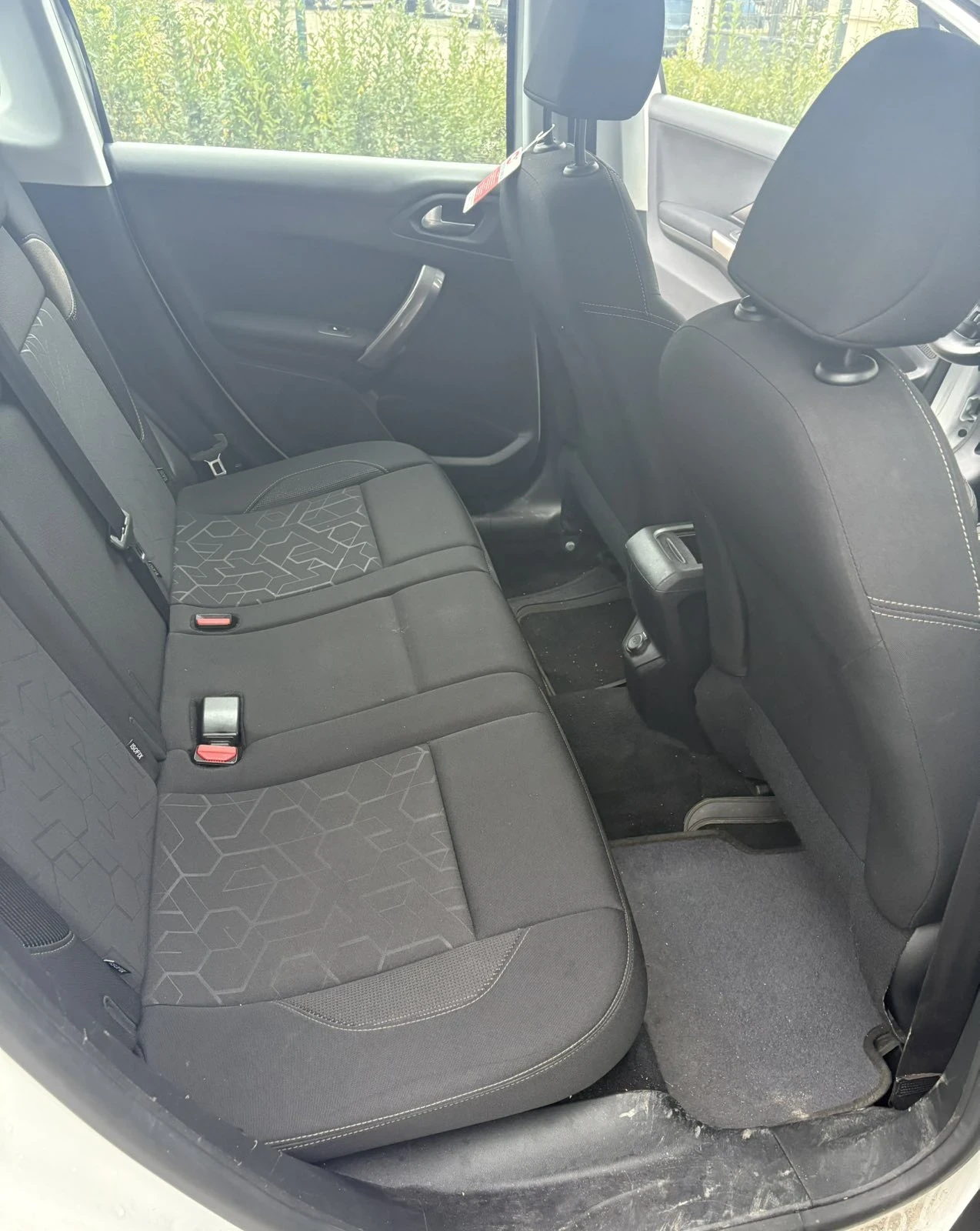 Peugeot 2008, снимка 6 - Автомобили и джипове - 54964670