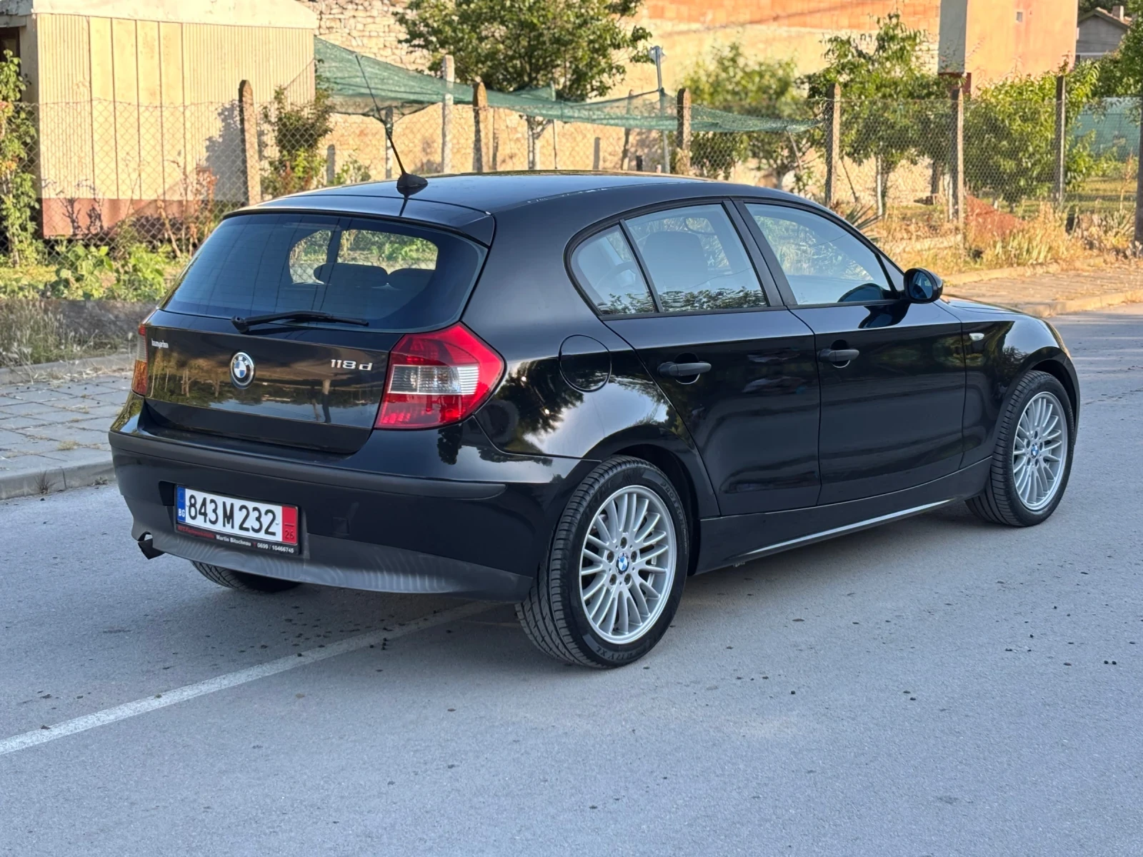 BMW 118 118, снимка 4 - Автомобили и джипове - 55002132