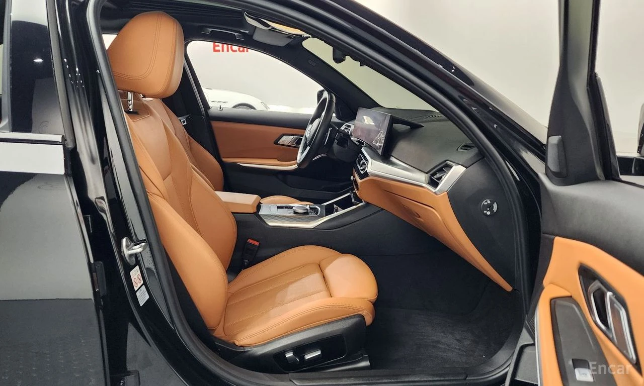 BMW 320 i M SPORT* DISTRONIC* HEAD-UP* ПОДГРЕВ* КАМЕРА*  , снимка 7 - Автомобили и джипове - 55072321