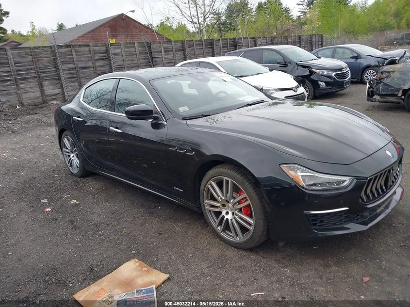 Maserati Ghibli 3.0l S Q4 Granlusso, снимка 13 - Автомобили и джипове - 55130940