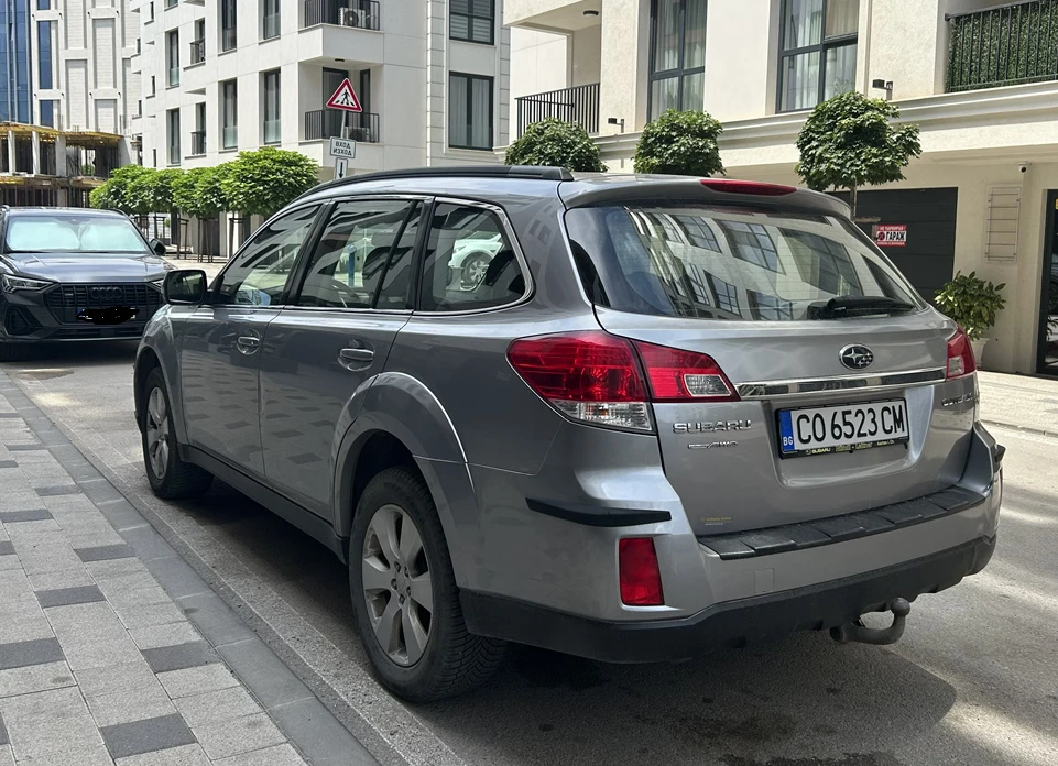 Subaru Outback 2.5  FULLTIME 4WD, снимка 3 - Автомобили и джипове - 55313144