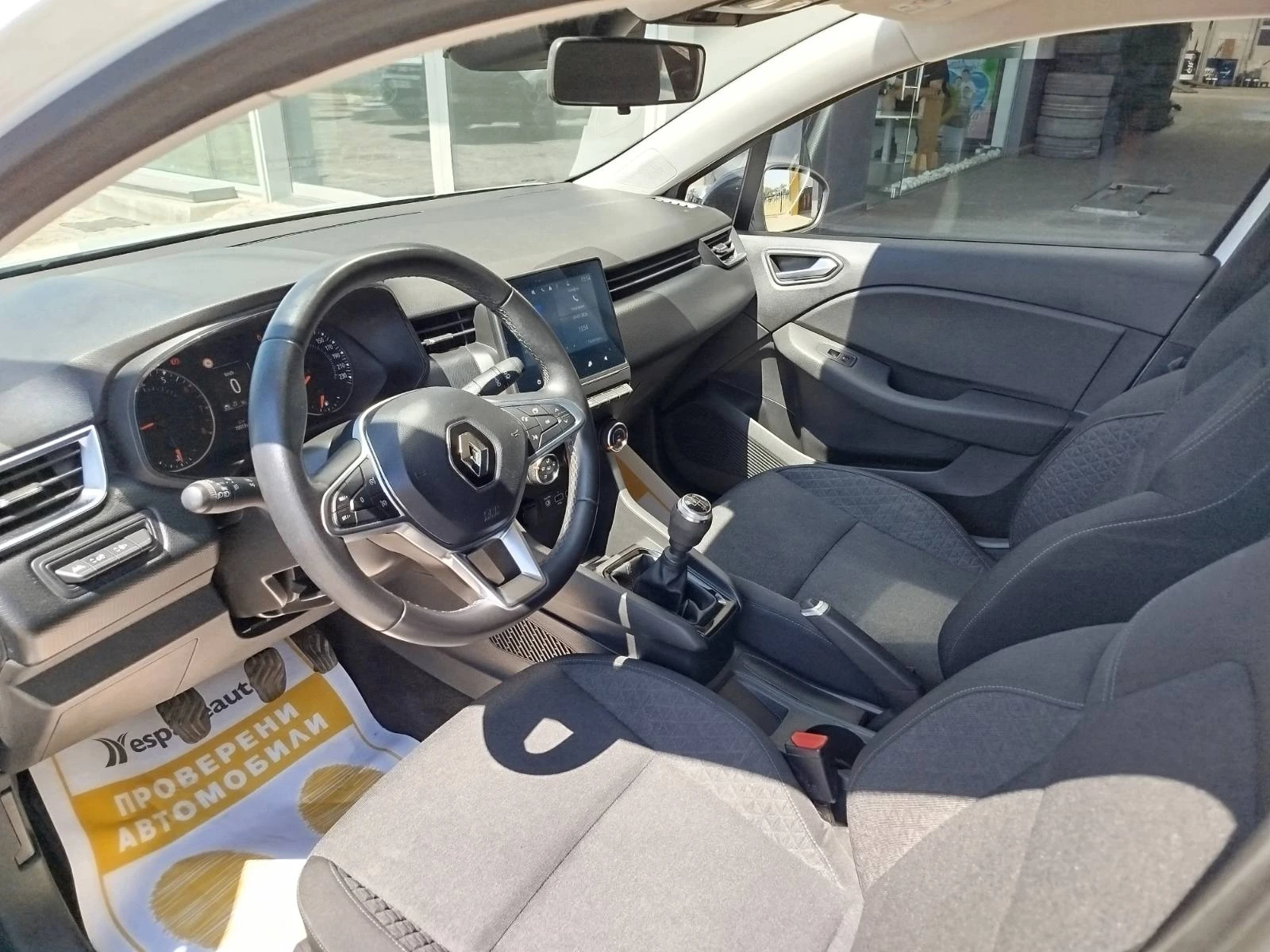 Renault Clio 1.0 TCe/90 к.с, снимка 10 - Автомобили и джипове - 55464999