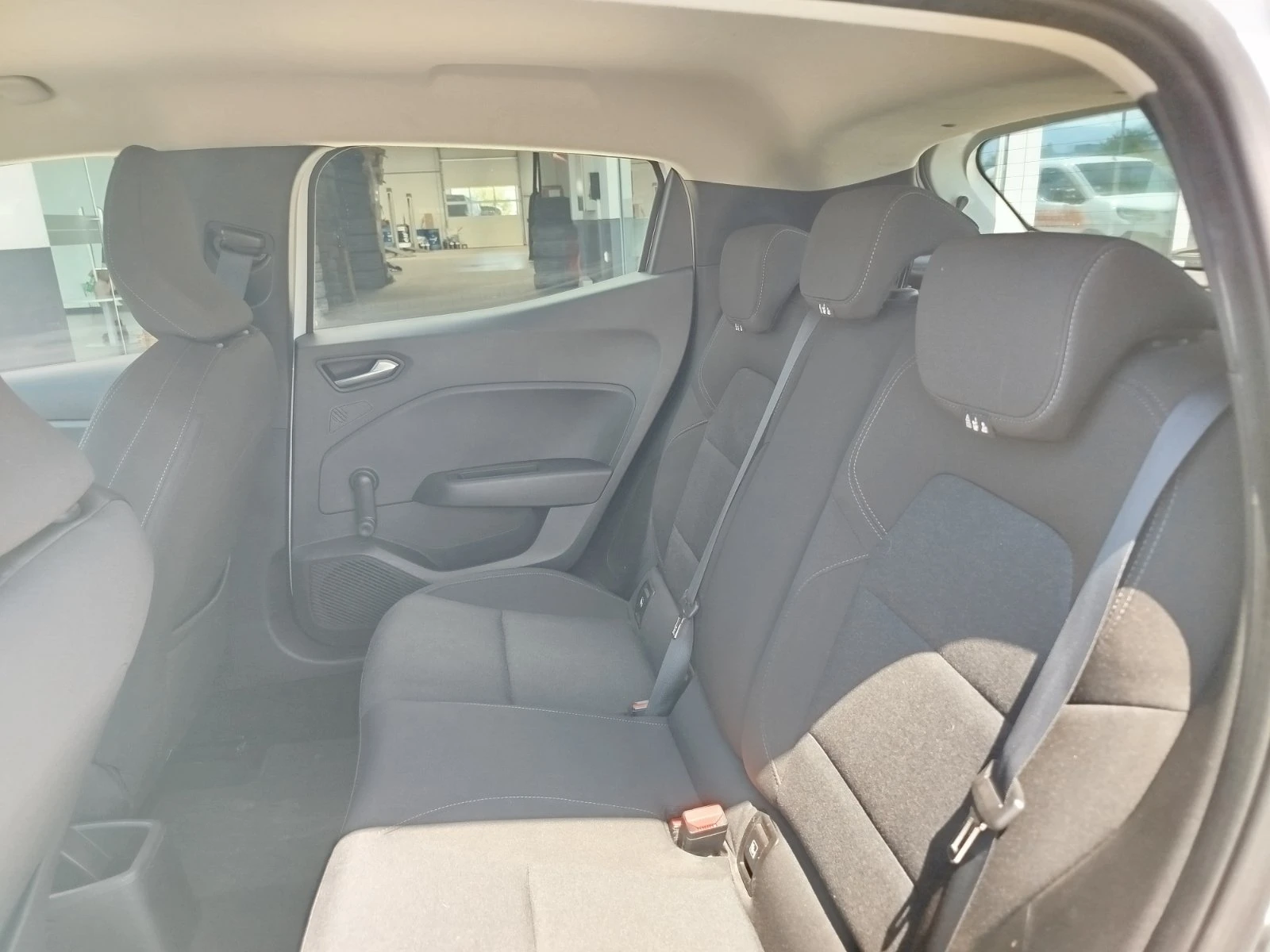 Renault Clio 1.0 TCe/90 к.с, снимка 15 - Автомобили и джипове - 55464999