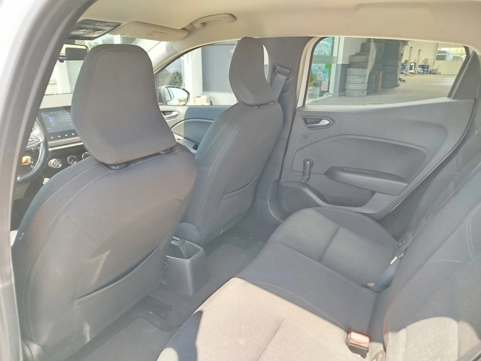 Renault Clio 1.0 TCe/90 к.с, снимка 14 - Автомобили и джипове - 55464999