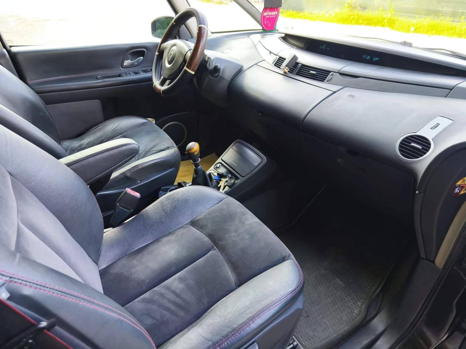 Renault Espace 2.0dci 131 к.с. , снимка 7 - Автомобили и джипове - 55605704